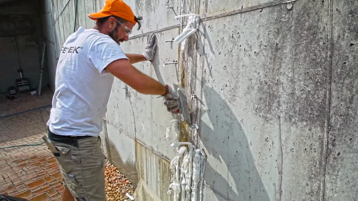 water infiltration walls in ground descent garage