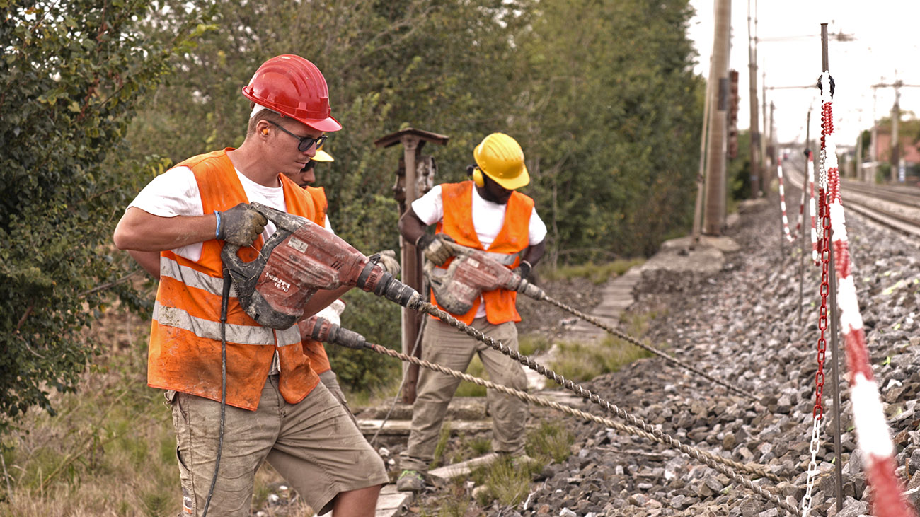 ground consolidation of foundation railway ballast