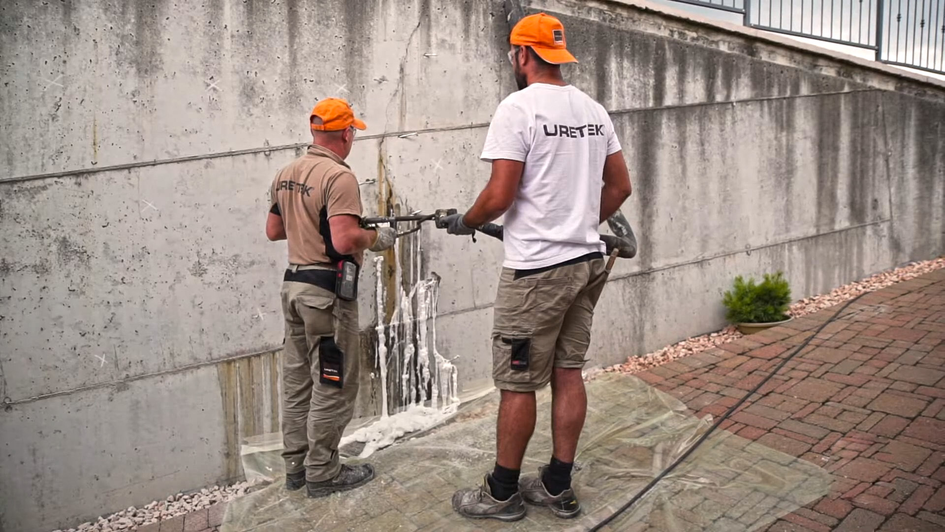 waterproofing with injection resin expanding uretek