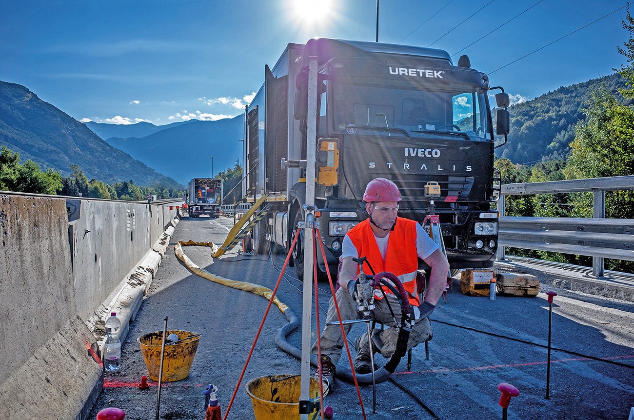 injections expanding resins soil consolidation of foundations under the road surface
