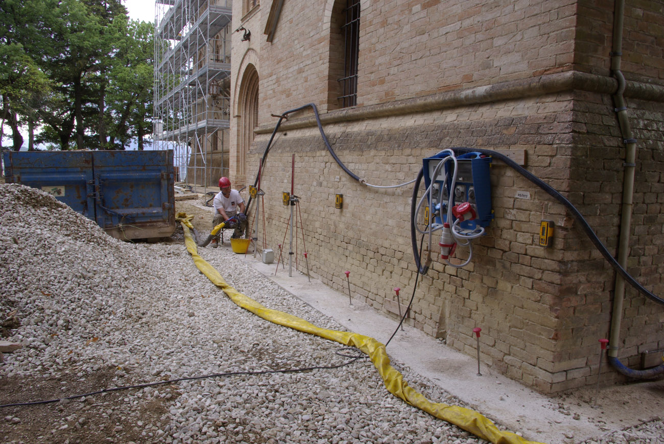 injection expanding resins castello gentiloni