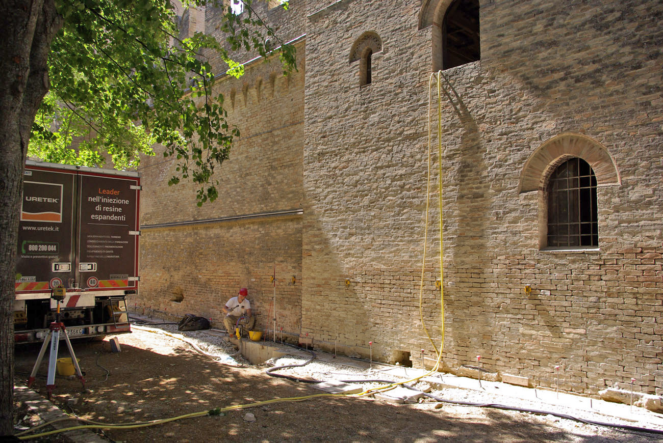 land subsidence of foundation castle